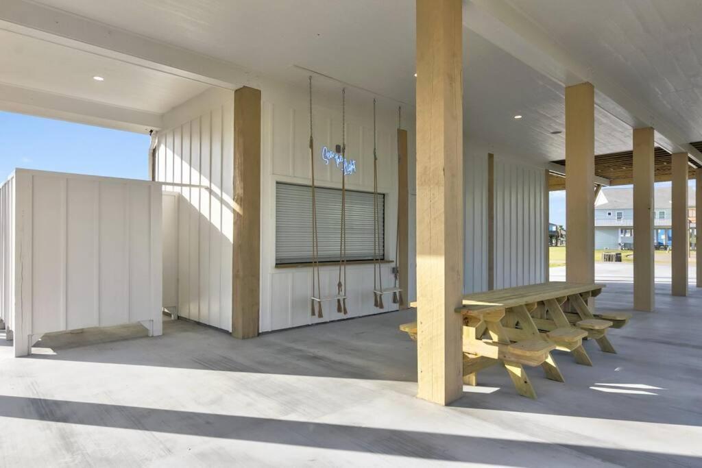 Hébergement de vacances Walk To Beach, King Bed, Golf Cart, Sea The Light Bolivar Peninsula