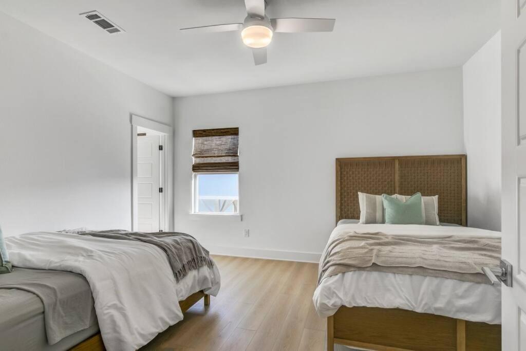 Walk To Beach, King Bed, Golf Cart, Sea The Light Hébergement de vacances Bolivar Peninsula